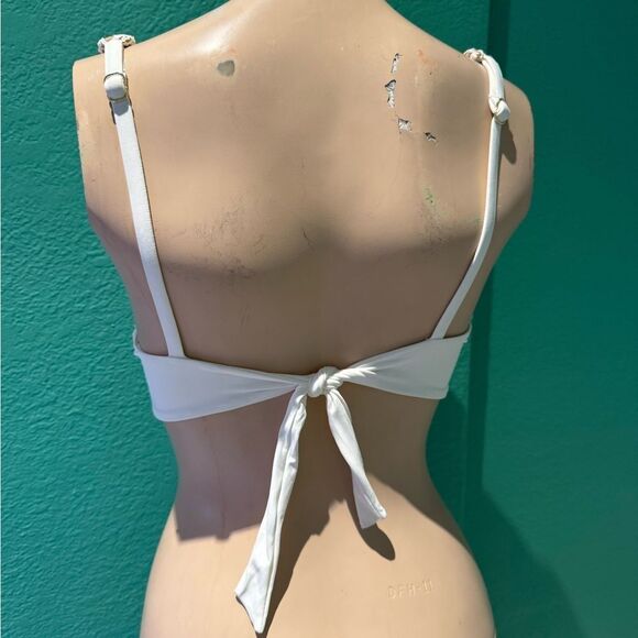 Beach Bunny White Mesh Bikini Top - Picture 5 of 5